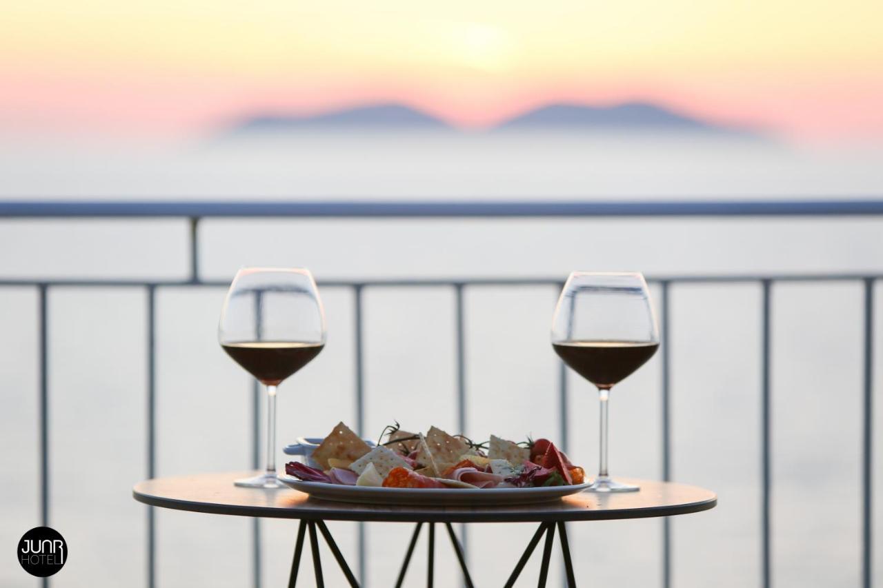 Juar Hotel Vlorë Buitenkant foto