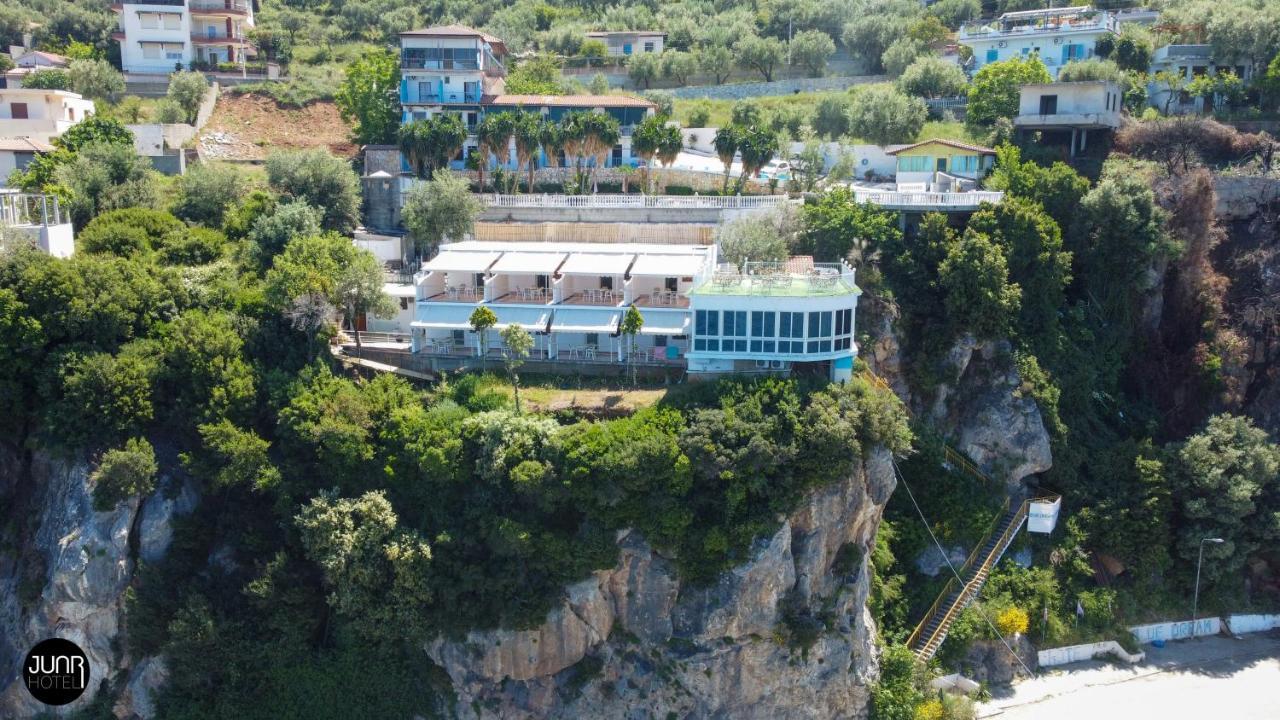 Juar Hotel Vlorë Buitenkant foto