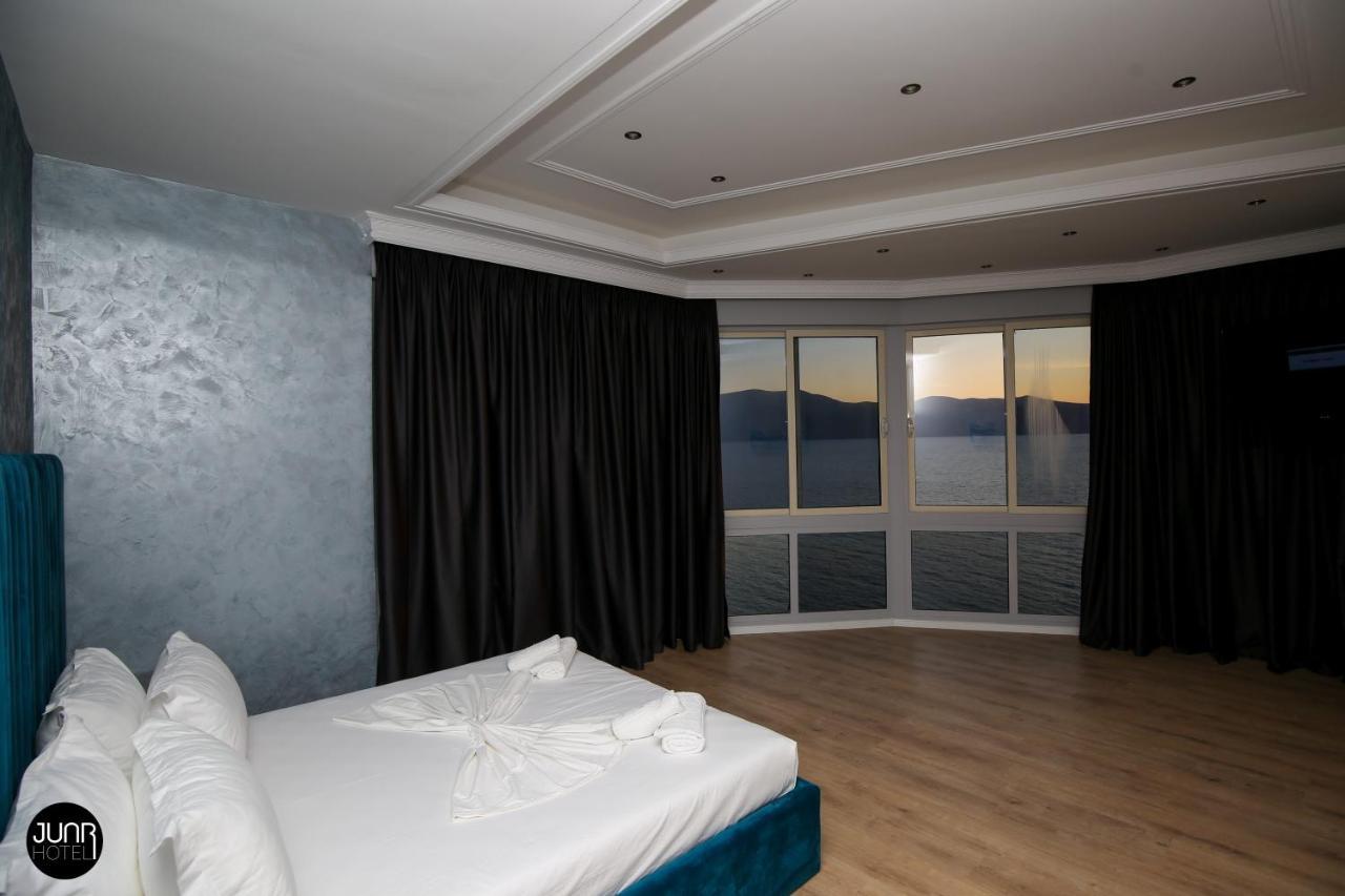 Juar Hotel Vlorë Buitenkant foto