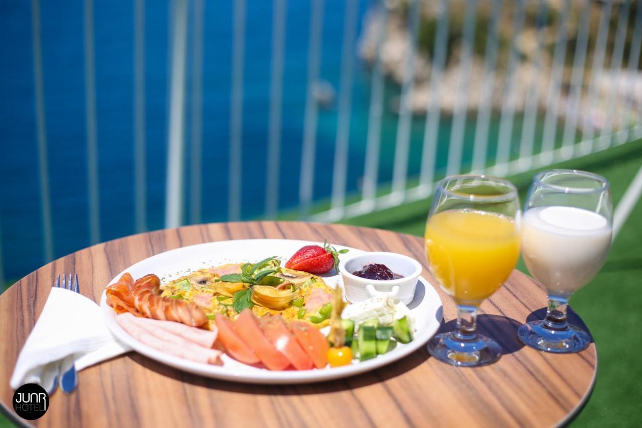 Juar Hotel Vlorë Buitenkant foto