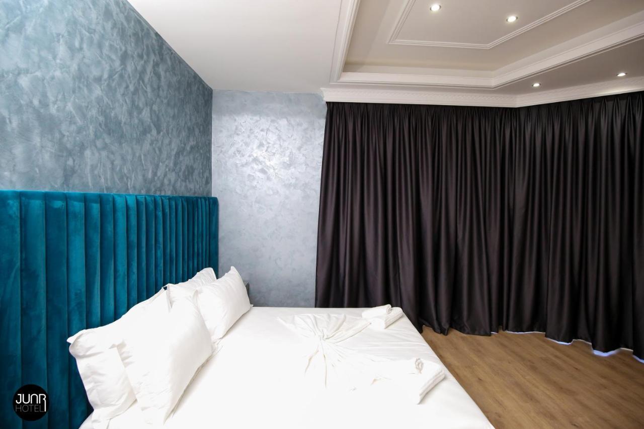 Juar Hotel Vlorë Buitenkant foto