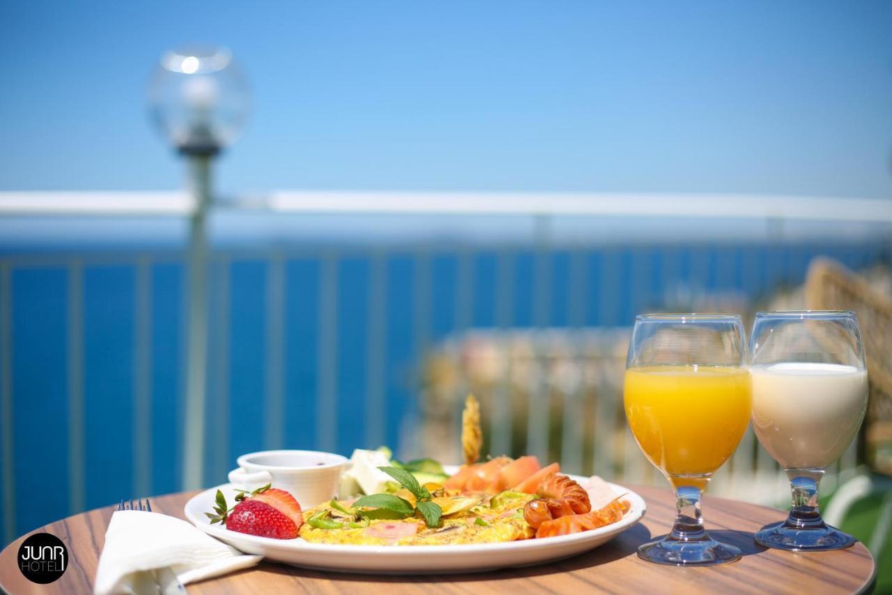 Juar Hotel Vlorë Buitenkant foto