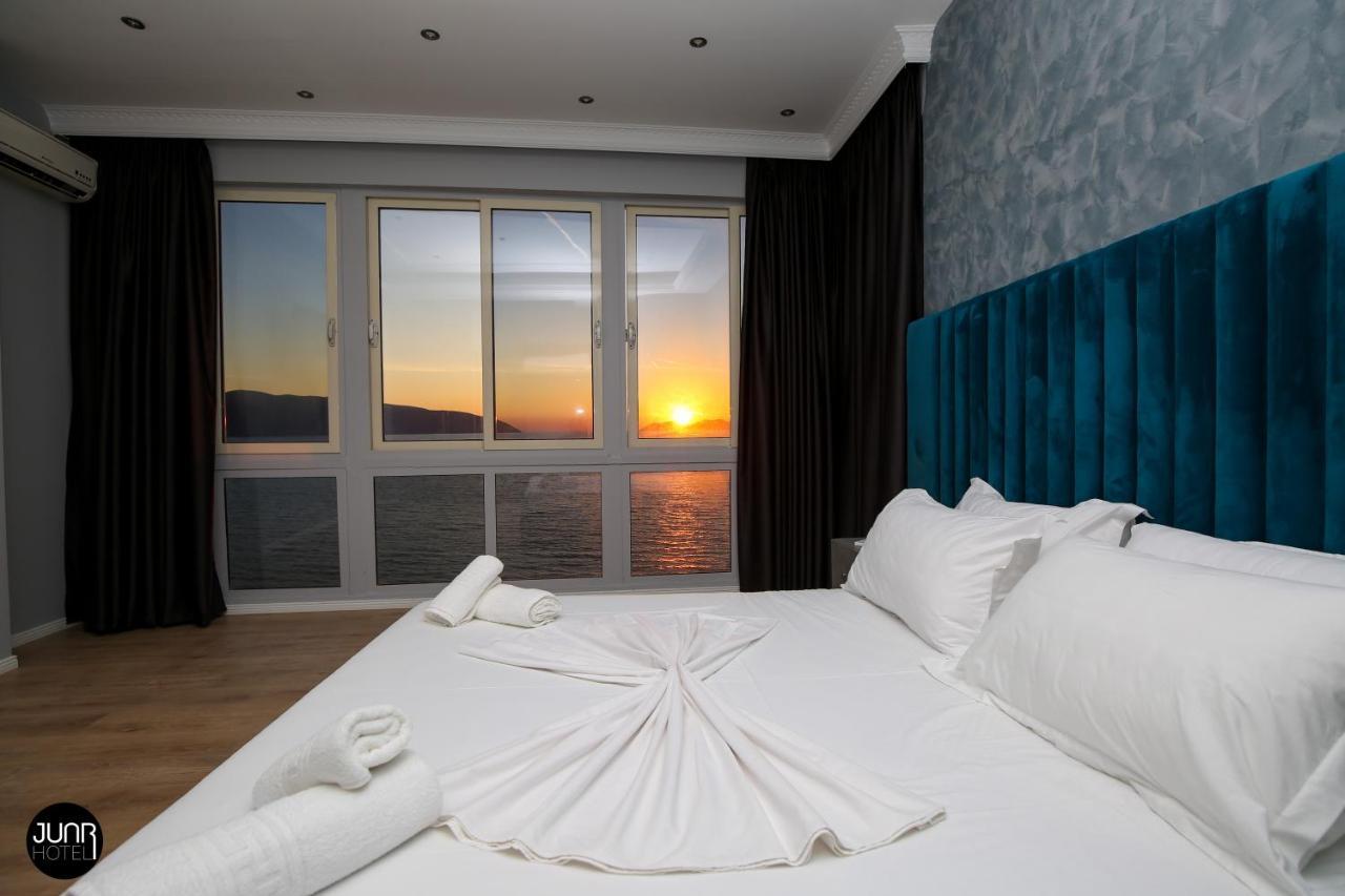 Juar Hotel Vlorë Buitenkant foto